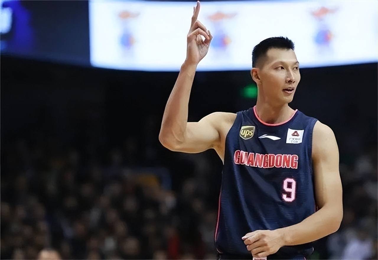 包含又见阿联！央视《篮球公园》将播出易建联专访的词条