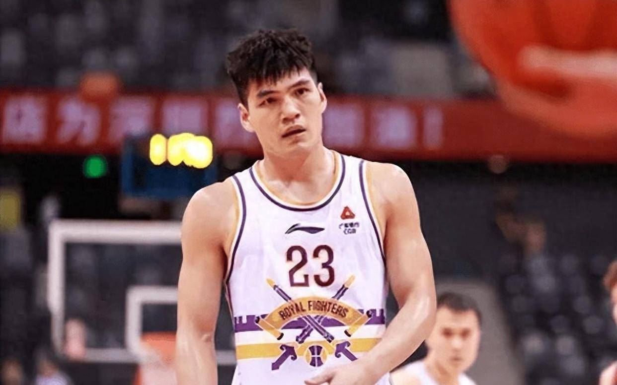 广东欲签陈国豪破产后续：北控计划匹配合同“被动留队”前