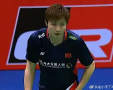 博鱼体育中国官网-国羽一哥拒翻车！决胜局一波流石宇奇2-1伍家朗进8强的简单介绍