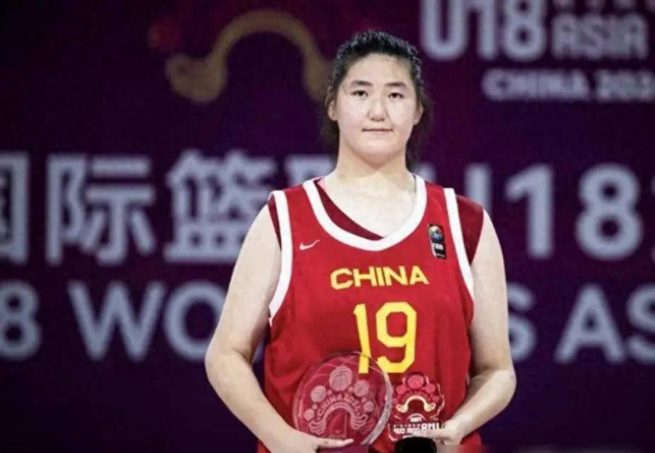 博鱼体育app-包含32分大胜！张子宇16+4中国女篮热身赛再胜日本的词条